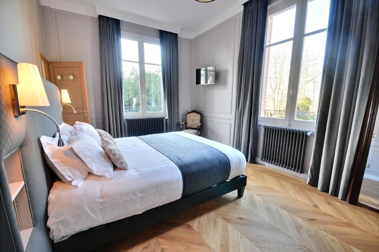 Chateau De La Bribourdiere Putot-en-Auge Bagian luar foto